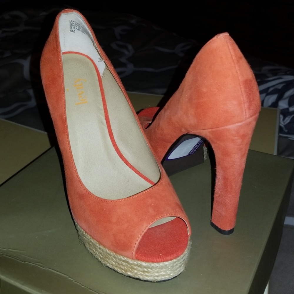 Women's platform peep toe heels